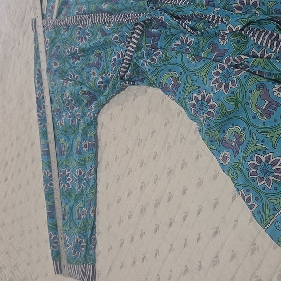 🪻Beautiful 100% Cotton Robe In Blue, Green, Purple, Floral And Elephant Pattern - Picture 13 of 14